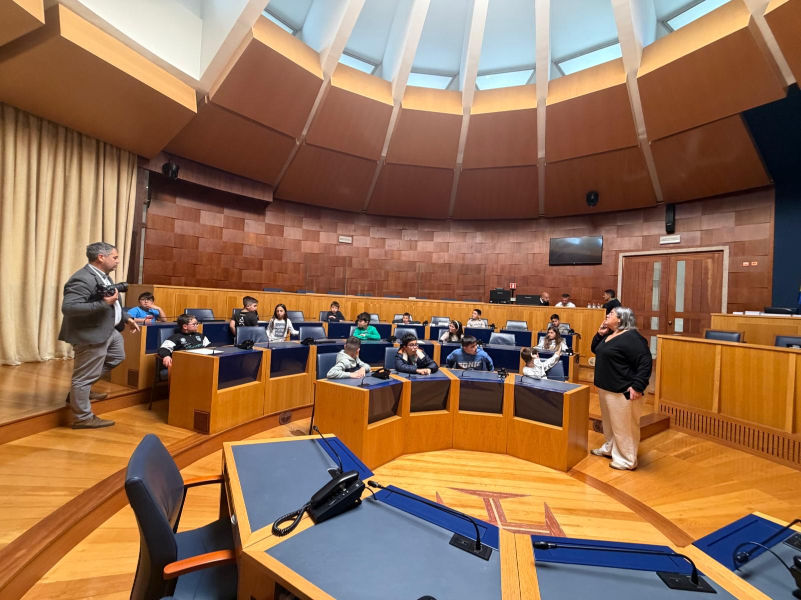 Visita à Assembleia Legislativa da RAM