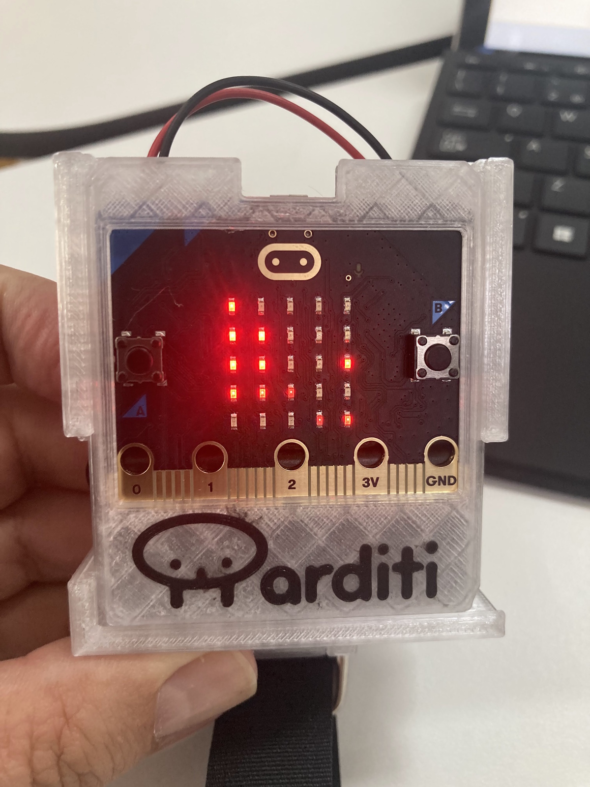 Inteligência Artificial com o Micro:bit na Sala do Futuro